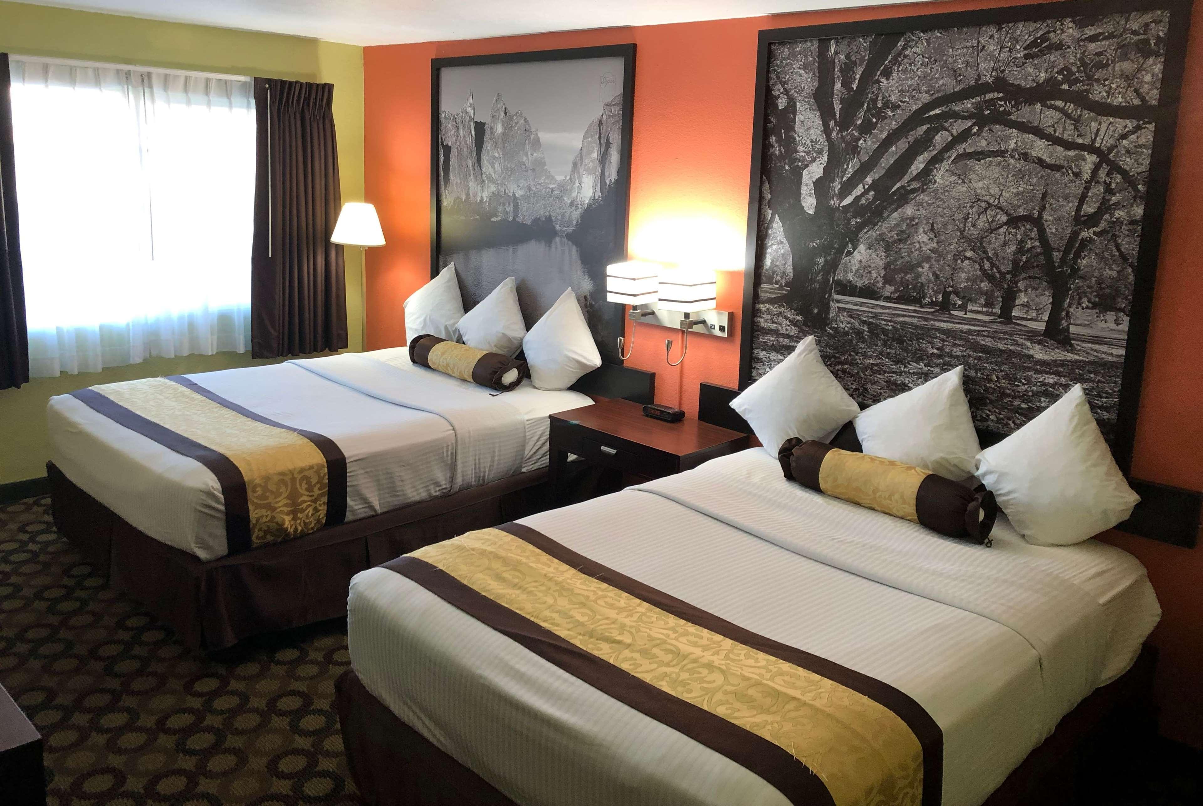 Super 8 By Wyndham Ontario Μοτέλ Εξωτερικό φωτογραφία